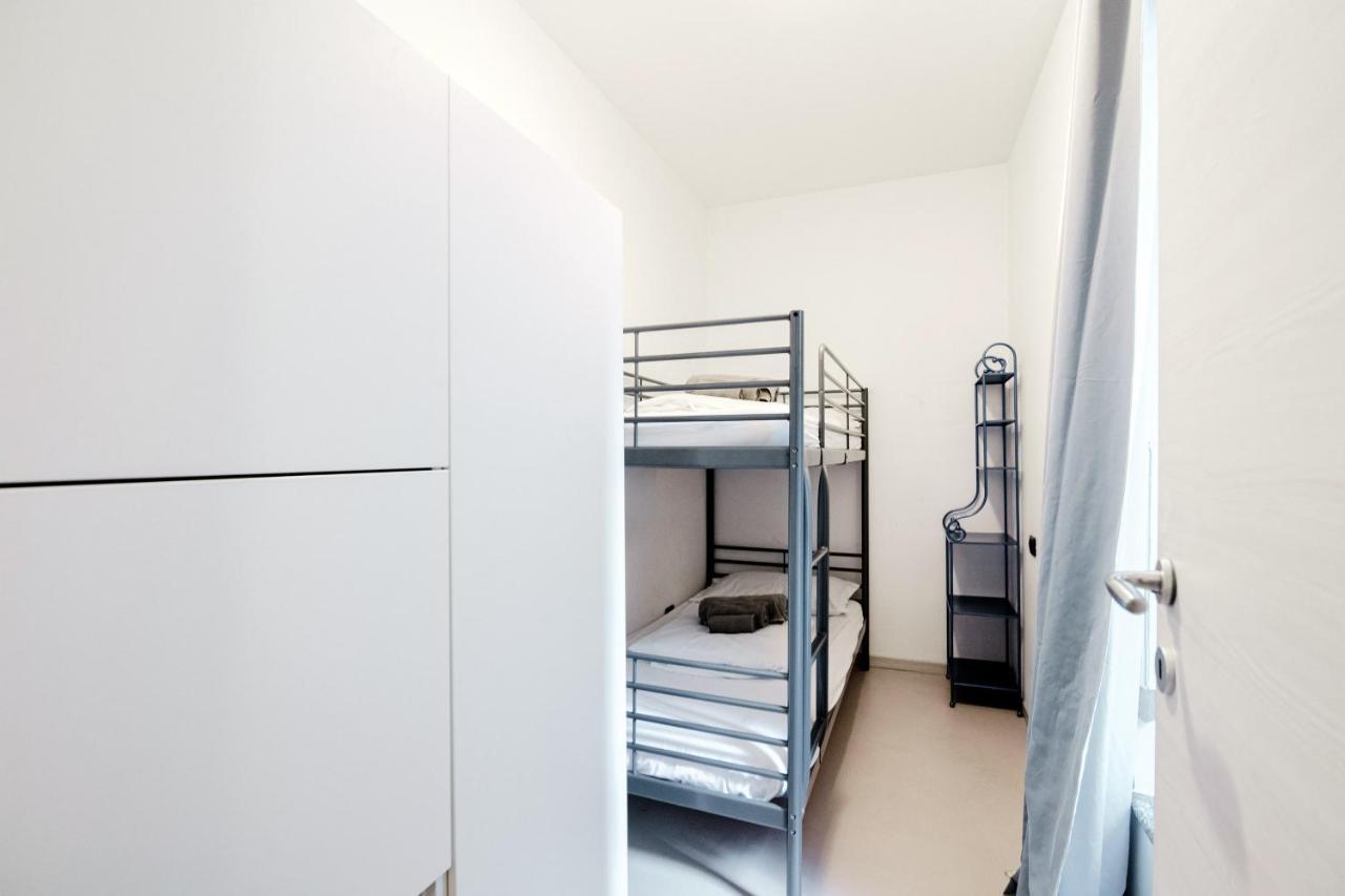 Blue Loft - The House Of Travelers Leilighet Como Eksteriør bilde